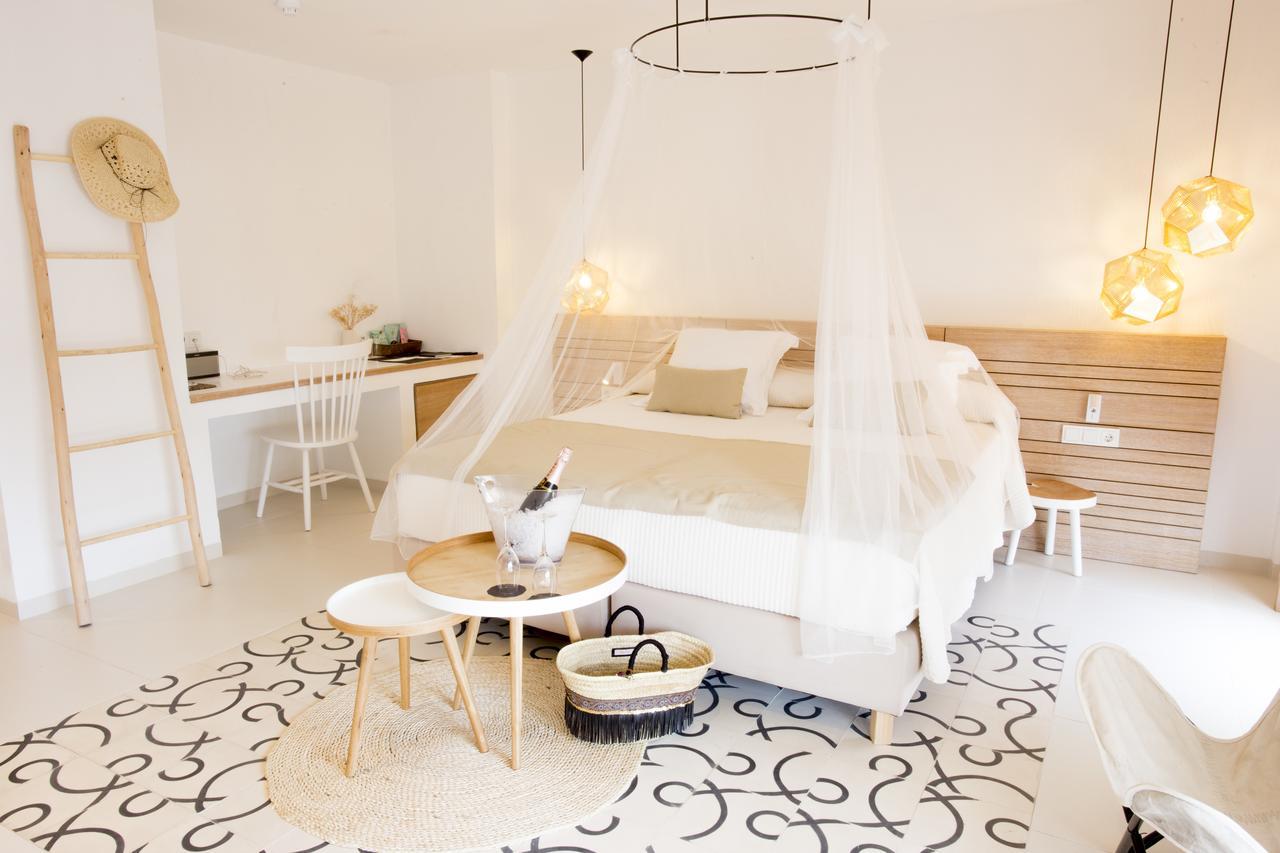 Santa Gertrudis  Gatzara Suites Santa Gertrudis מראה חיצוני תמונה