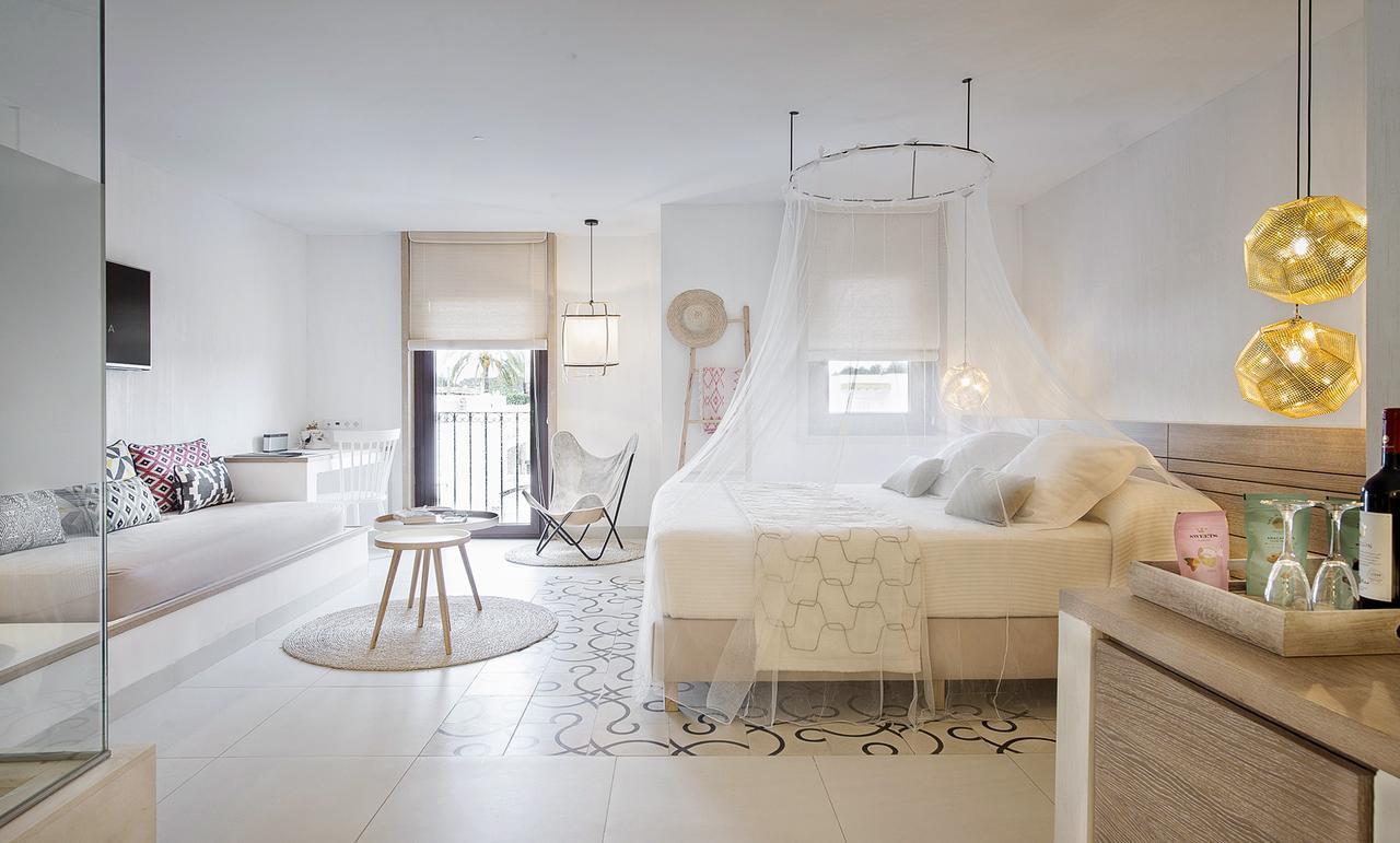 Santa Gertrudis  Gatzara Suites Santa Gertrudis מראה חיצוני תמונה